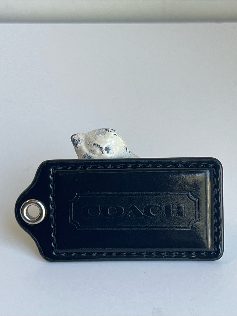 💥4/$25💥 2.5” COACH Leather Fob Bag Charm Keychain
Hang Tag